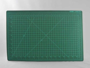 CUTTING/LAYOUT