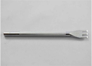 3 PRONG LACING CHISEL